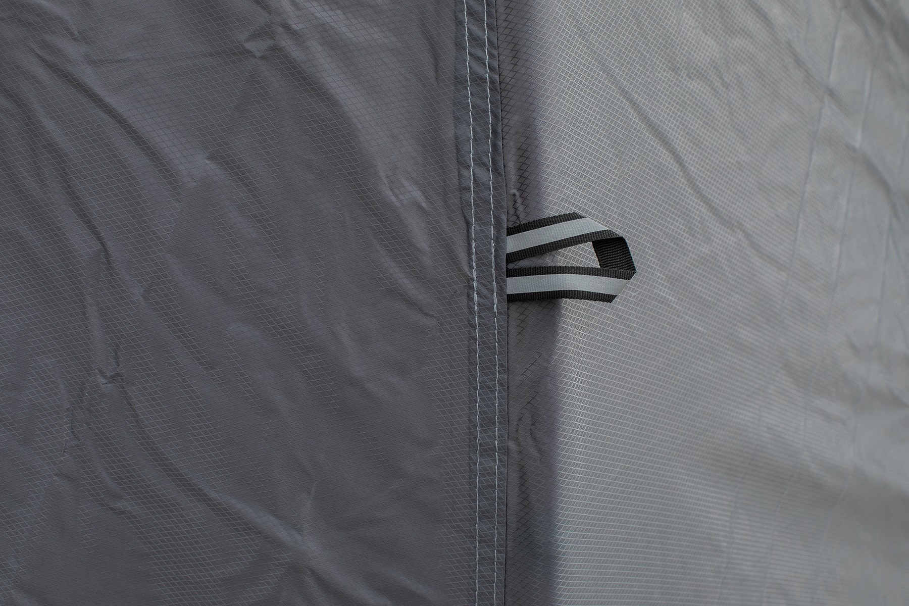 Палатка Tramp Mountain 4 (V2) серая/красная (TRT-024)