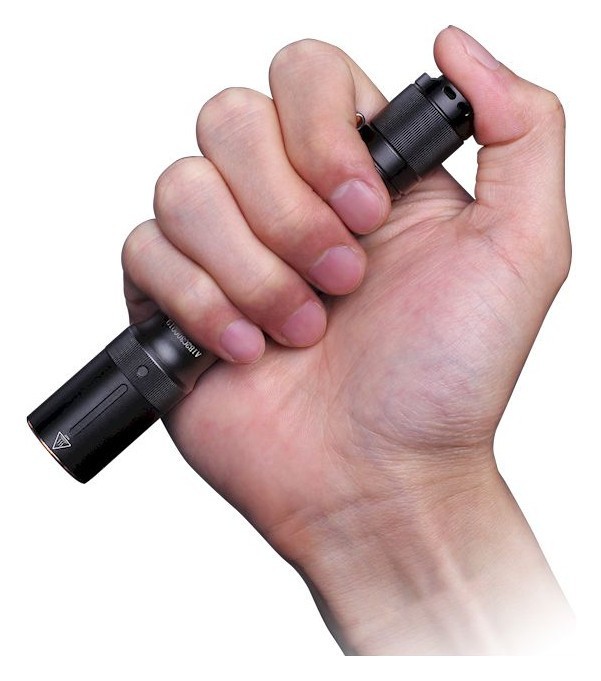 Ліхтар ручний Fenix E20 V2.0