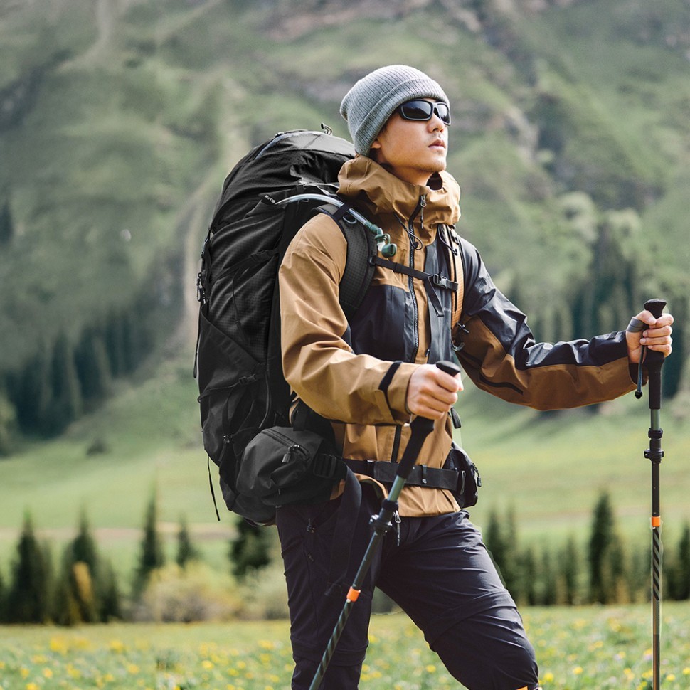 Рюкзак туристический Naturehike Helium CNK2450XB014, 70 л, черный, M