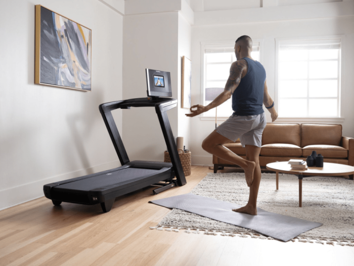 Бігова доріжка NordicTrack Commercial 1250 NTL14124-INT, укр, укр