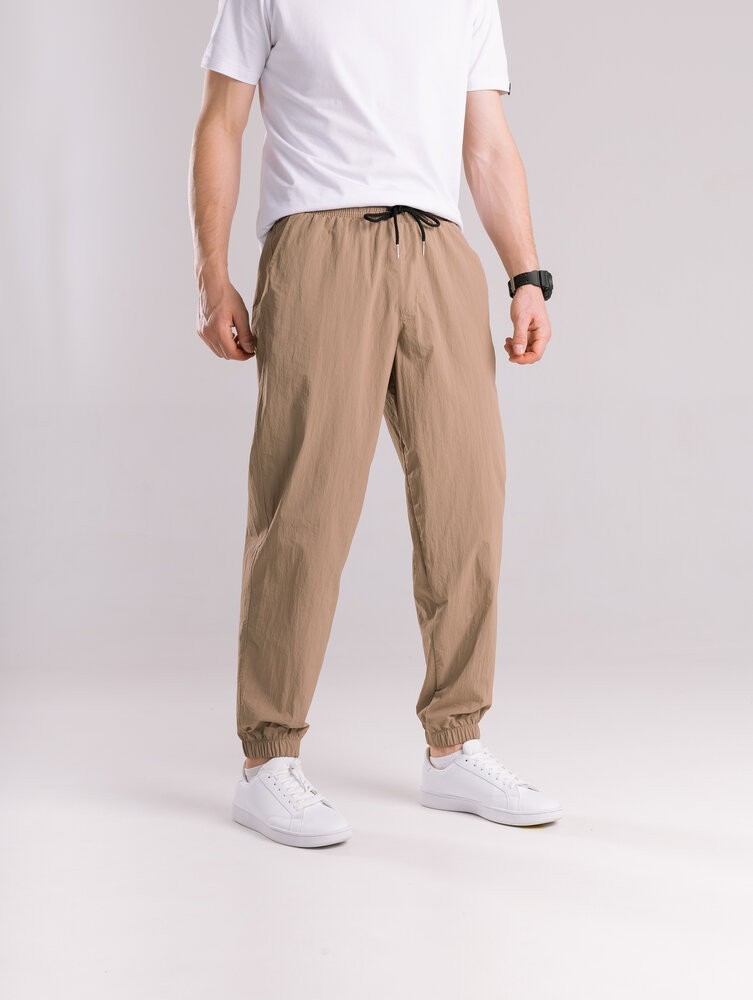 Мужские брюки джогеры с бежевыми плащевками с карманами Pobedov Ground