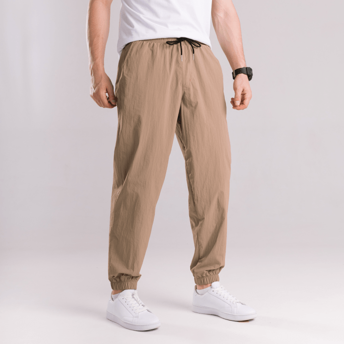 Мужские брюки джогеры с бежевыми плащевками с карманами Pobedov Ground