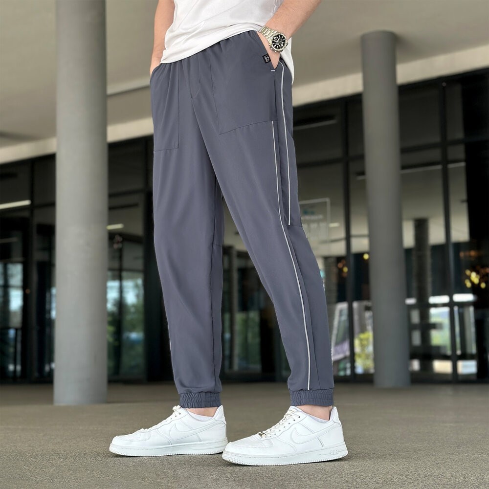 Мужские легкие джогеры из софта антрацит Pobedov Weekend