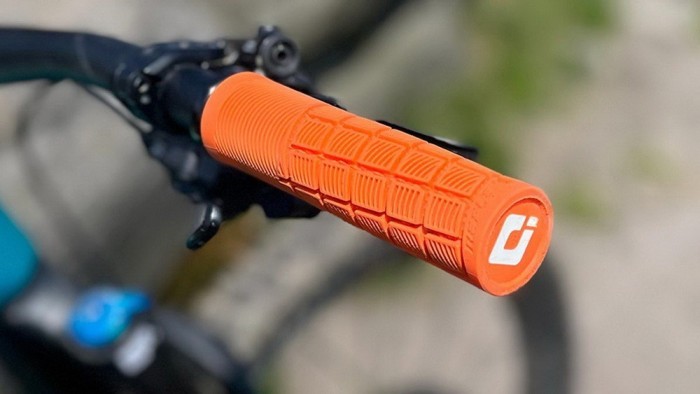 Грипси ODI Reflex v2.1 Lock-On MTB Closed End 135mm Orange