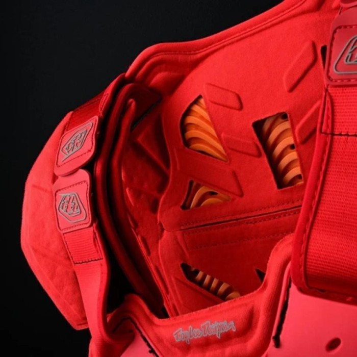 Защита тела TLD ROCKFIGHT CE CHEST PROTECTOR [RED] M/L