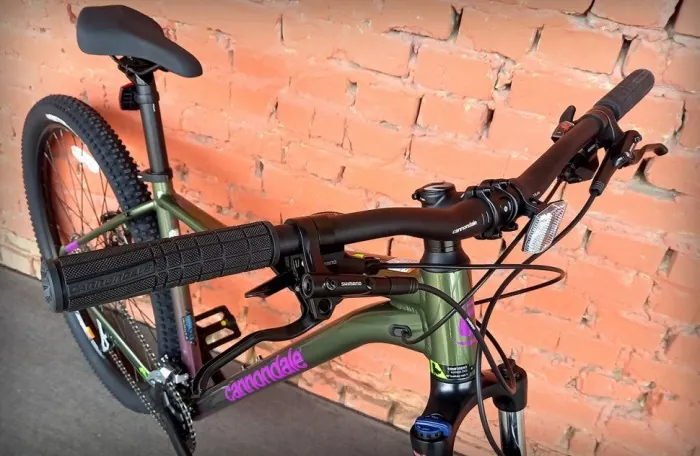 Велосипед гірський жіночий 27.5" Cannondale Trail 6 Feminine MAT (2022)