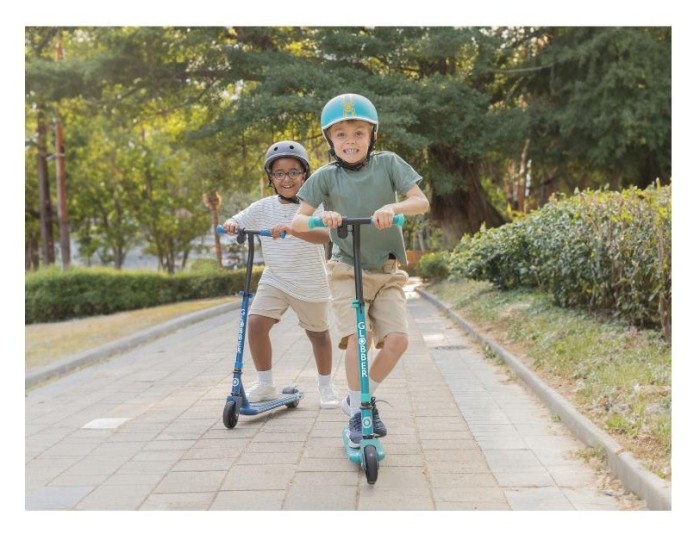 Електросамокат GLOBBER серії E-MOTION 6 рожевий, з підсвіткою, 50кг, 6+, 2 колеса, укр, укр