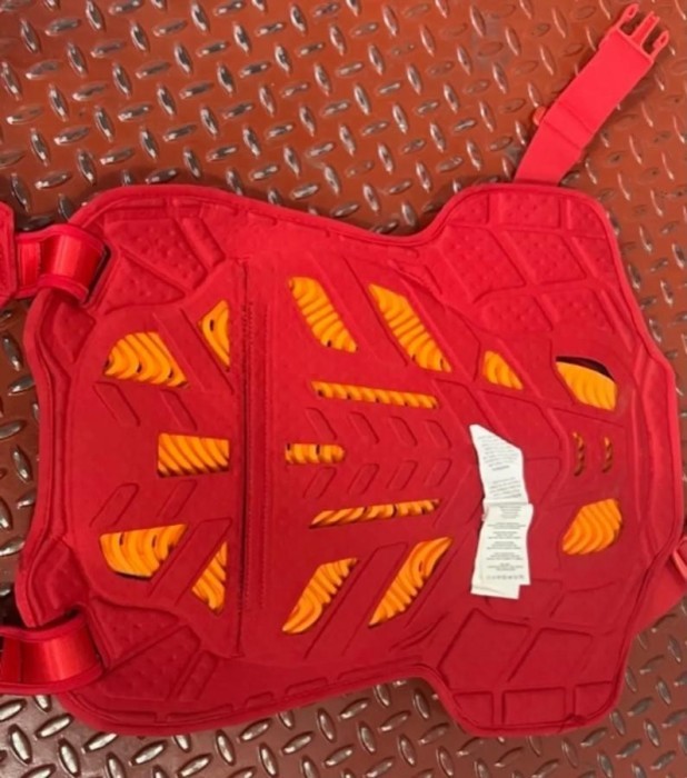 Захист тіла TLD ROCKFIGHT CE CHEST PROTECTOR [RED] XL/XXL