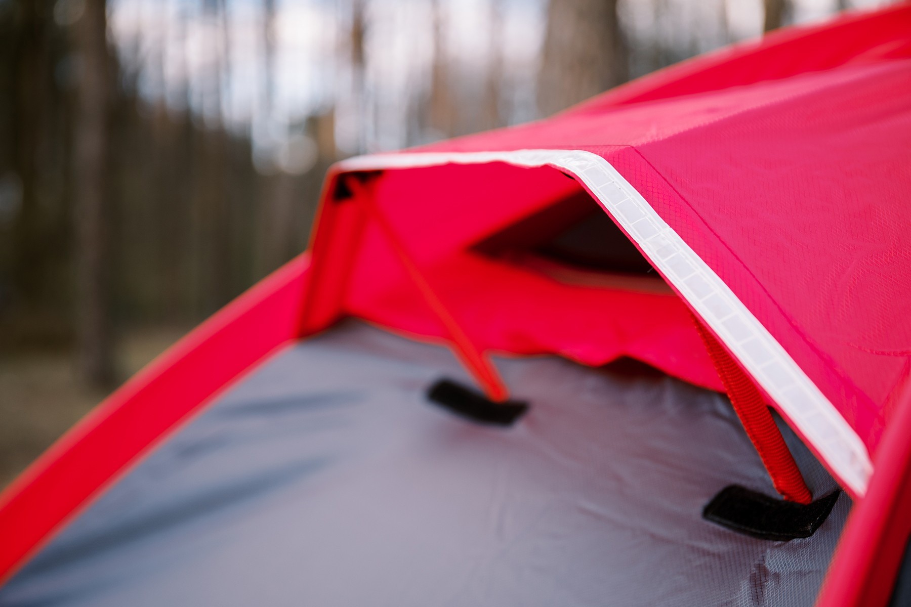 Палатка Tramp ROCK 3 (V2) серая/красная (TRT-028)