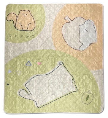 Коврик для пикника водостойкий Naturehike CNK2350WS010, 210x240 см, светло-салатовый с принтом.