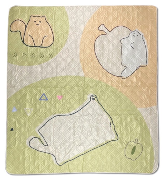 Коврик для пикника водостойкий Naturehike CNK2350WS010, 210x240 см, светло-салатовый с принтом.