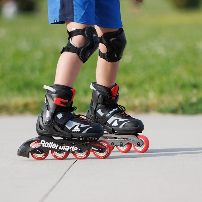 Комплект роликові ковзани Rollerblade Microblade black-red + захист, укр, укр