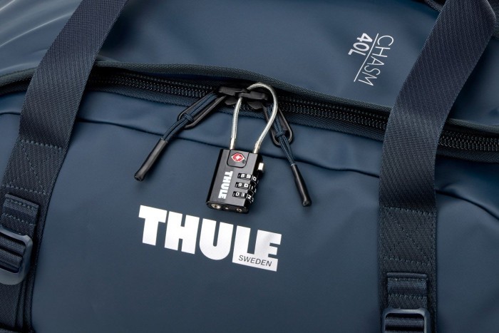 Сумка спортивная Thule Chasm Duffel 40L (Darkest Blue) 3205590 (TH 3205590)