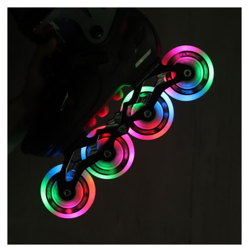 Дитячі розсувні ролики Flying Eagle L8 чорні