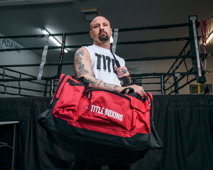 Спортивна сумка TITLE Boxing Deluxe Gear Bag Red (70арк.)