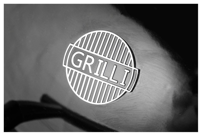 Вугільний гриль Kettle Patriot Pro 57 см GRILLI 777325