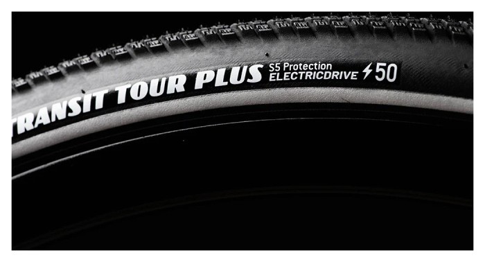 Покрышка 700x35 (37-622) GoodYear Transit Tour Plus S5: Protection, Wire, Black + reflective strips, 60tpi