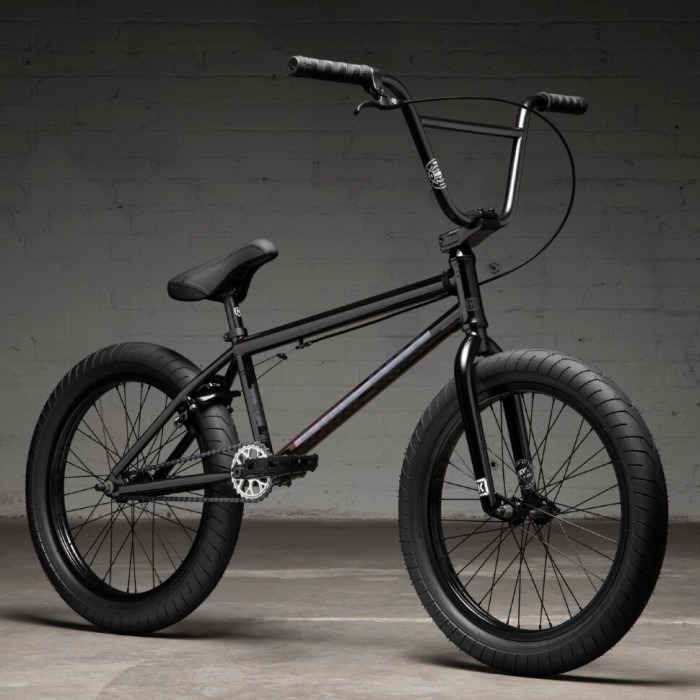 Велосипед KINK BMX WHIP 2022 Gloss Black Fade