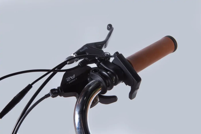 Велосипед с электроприводом 28