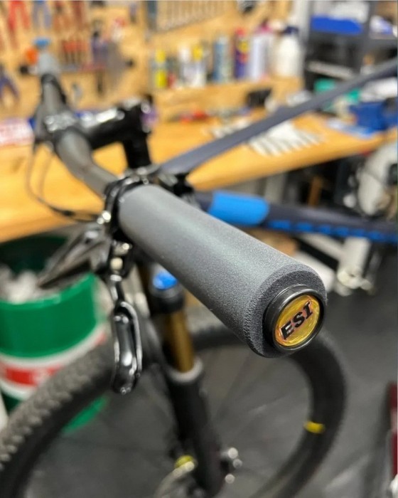 Гріпси ESI Racer's Edge White (білі), укр, укр