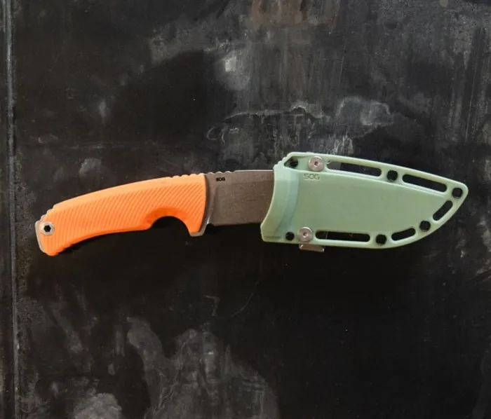 Ніж SOG Tellus FX, Blaze