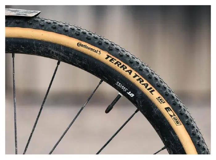 Покришка безкамерна Continental Terra Trail ProTection 28 | / 700 x 40C / 28 x 1.50 black / cream, складна skin