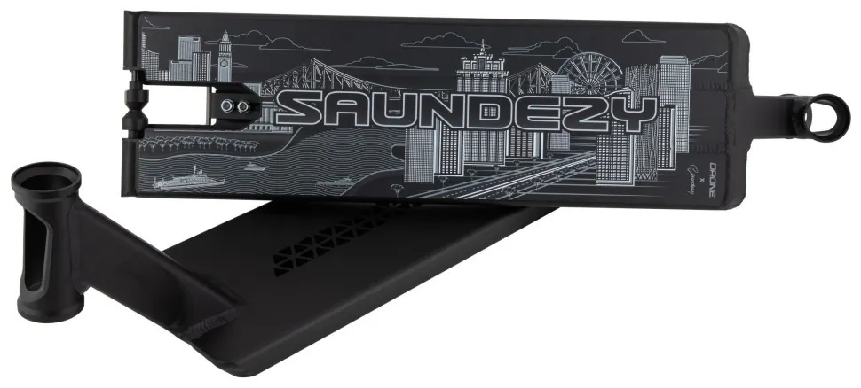Дошка Drone Kai Saunders 'Saundezy' Signature Nexus 6"x21" Чорна (Дека Drone Kai Saunders 'Saundezy' Signature Nexus 6"x21" Чорна)