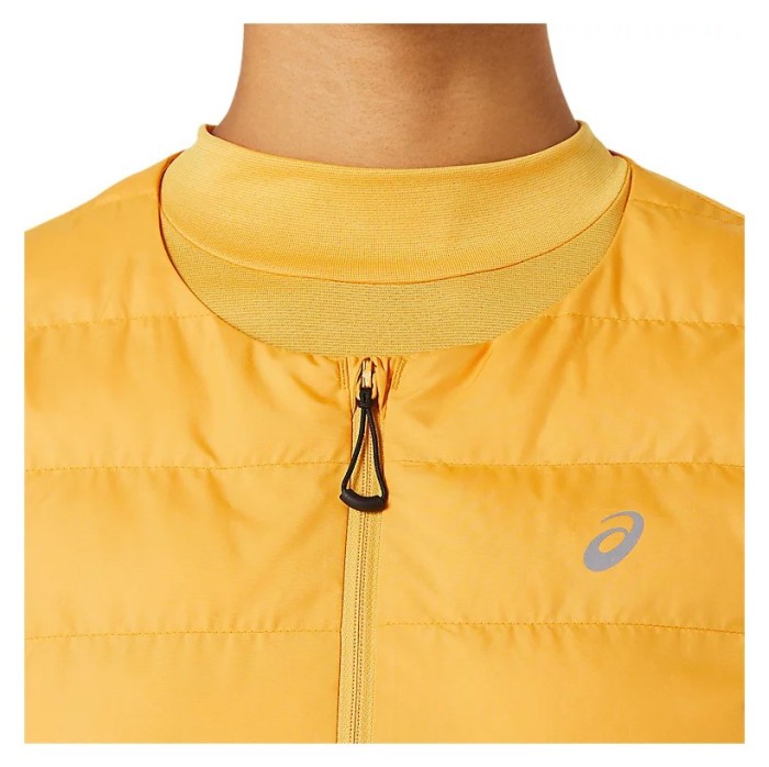 Жилетка Asics (2012C383) RUNKOYO PADDED VEST 2022