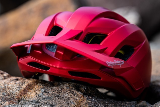 Велосипедный шлем TLD FLOWLINE SE HELMET; TROOPER [TITANIUM] M/L