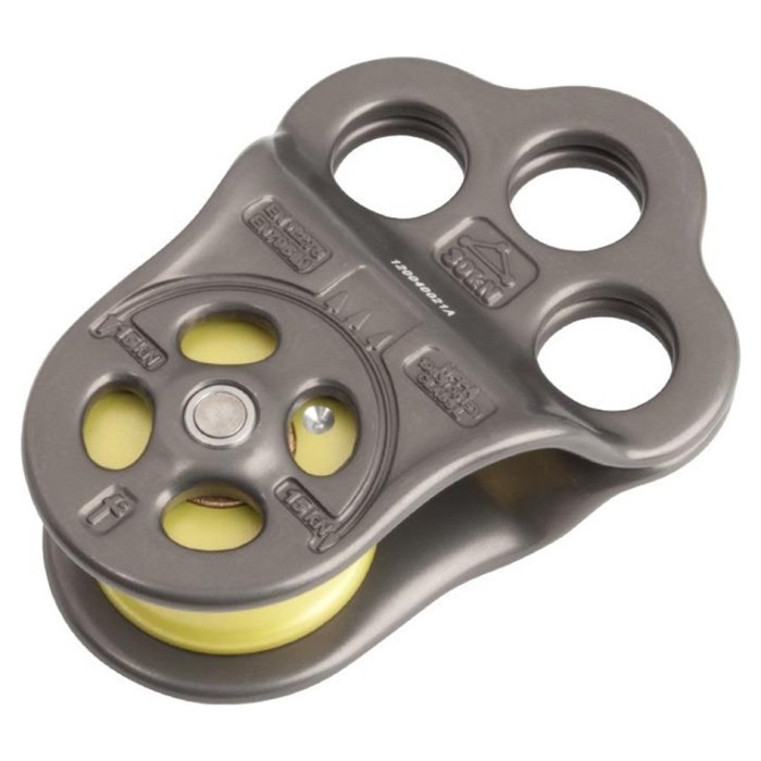 Блок DMM Triple Attachment Pulley серый
