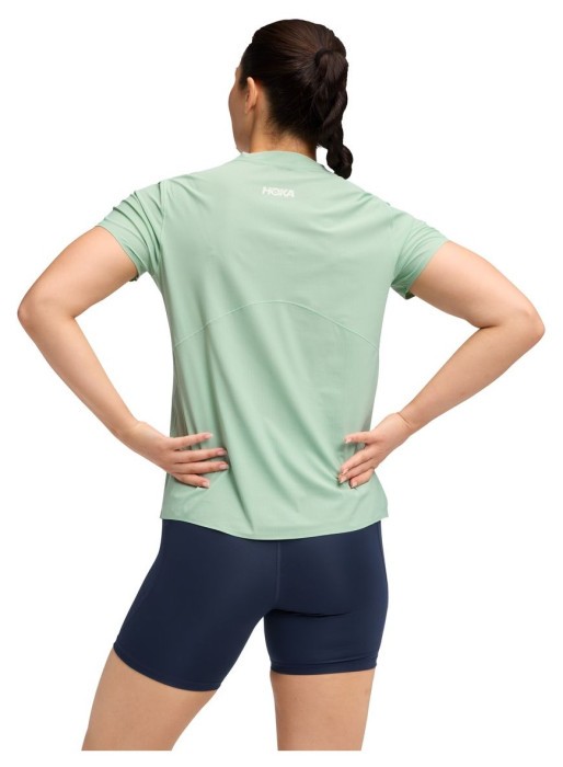 Виндстоперы, флисы, джемпера HOKA ( 1175774 ) Airolite Short Sleeve 2.0 2026