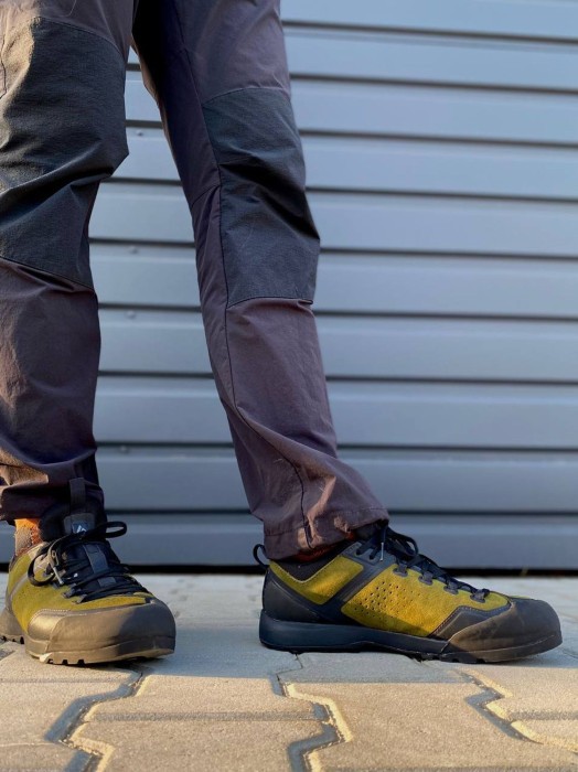 Кросівки чоловічі Black Diamond Mission XP LTH, Black / Granite
