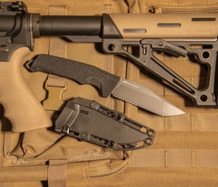 Ніж SOG Trident FX, Blackout/Partailly Serrated