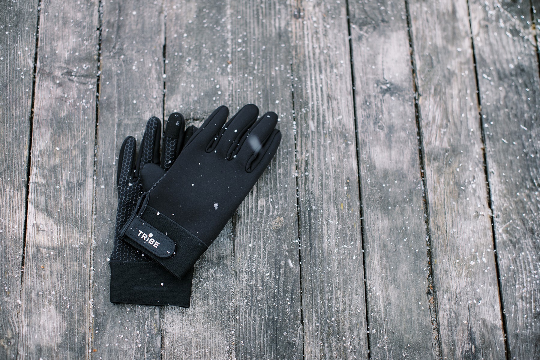 Перчатки Tribe Wind Gloves T-KC-0012-black