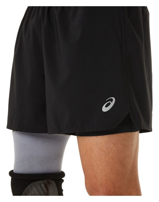 Платья, юбки, бриджи, шорты Asics ( 2011C388 ) ROAD 2-N-1 5IN SHORT 2024