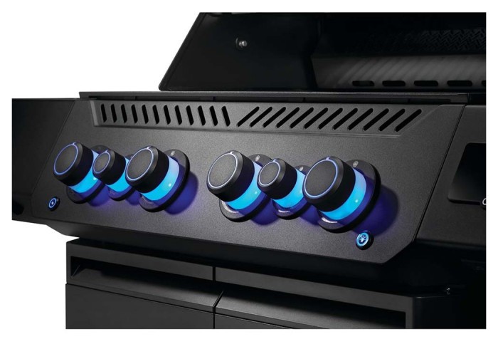 Газовый гриль Napoleon Phantom Prestige 500 Connected с боковой горелкой Sizzle Zone и вертелем (69212) P500VXRSIBPK-UA-PHM