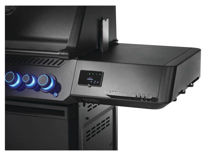 Газовый гриль Napoleon Phantom Prestige 500 Connected с боковой горелкой Sizzle Zone и вертелем (69212) P500VXRSIBPK-UA-PHM