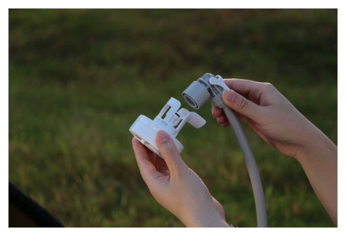 Душ портативний з насосом на акумуляторі Flextail Max Shower, білий