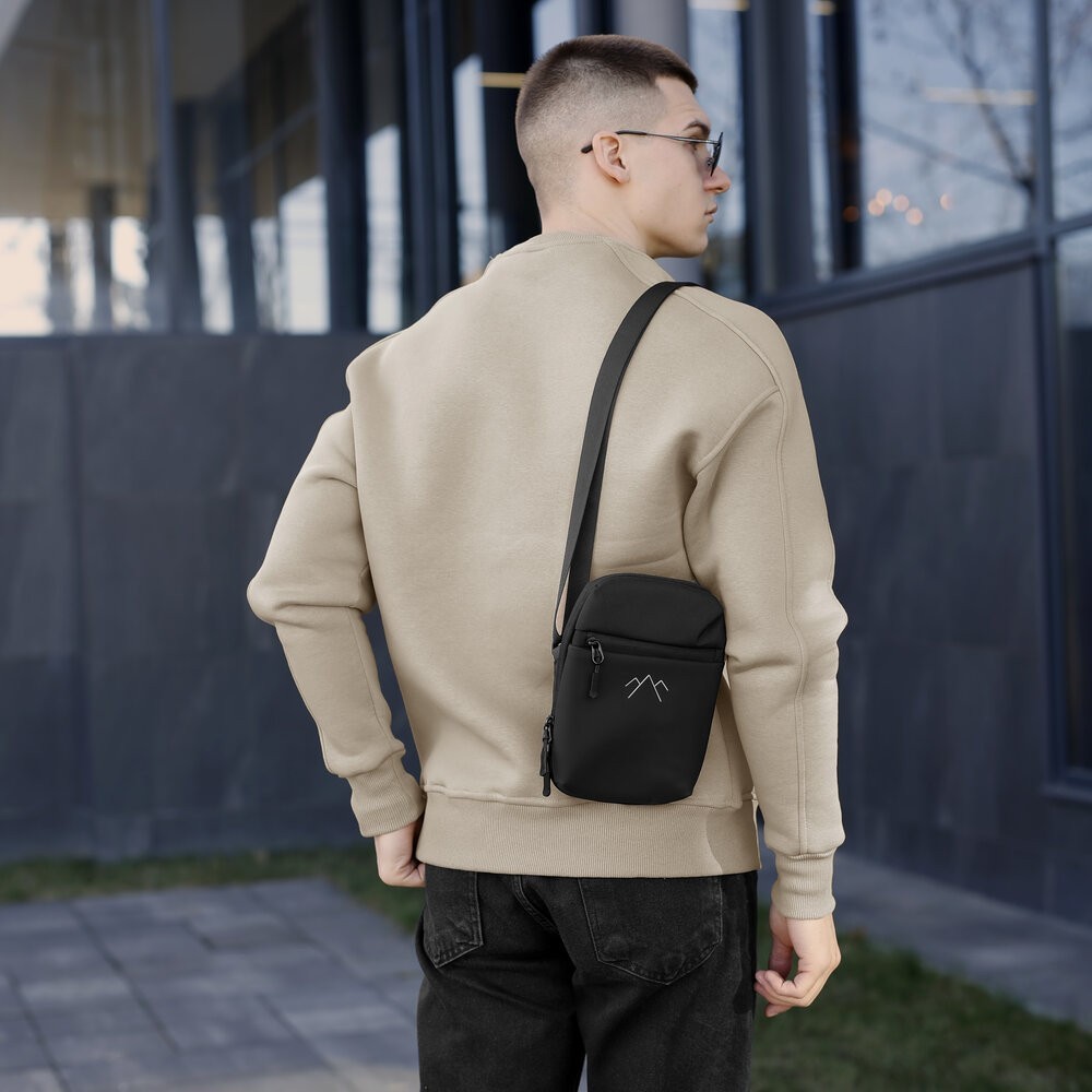 Чоловіча чорна сумка з кишенями на замку Pobedov Vertical