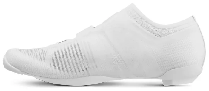 Взуття Fizik VEGA Carbon розмір 41,5 біле