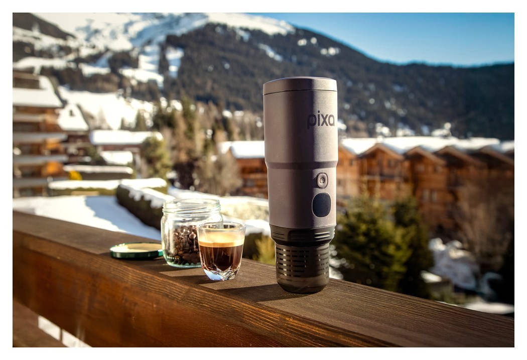 Портативная электрическая эспрессо кофеварка Wacaco Pixapresso для молотого кофе и капсул, темный бургунд