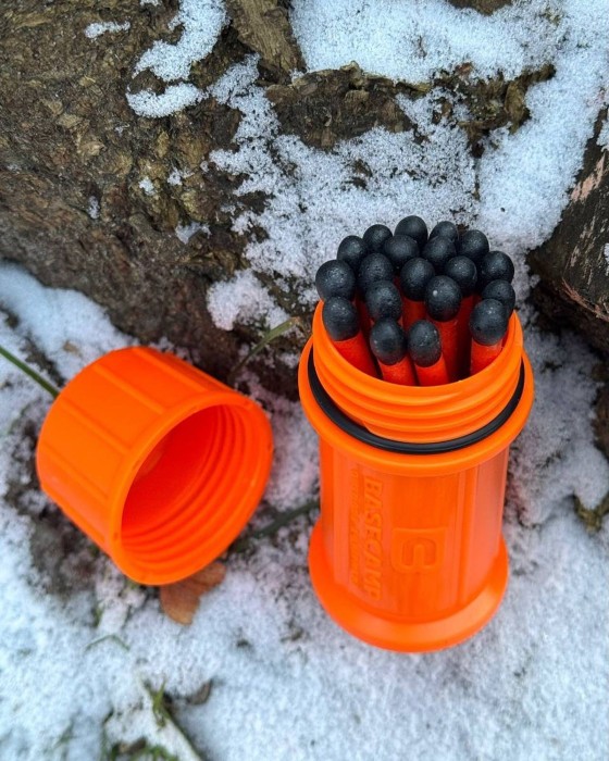 Спички BaseCamp STOPMPROOF MATCHES, 20 шт