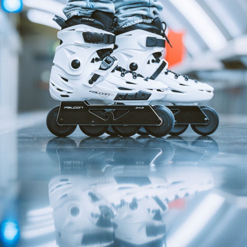 Ролики Flying Eagle Falcon PRO білі, укр, укр