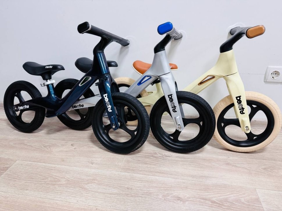 Біговел Marco 12"