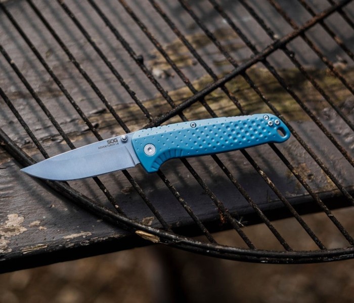Раскладной нож SOG Adventurer LB, Nordic Blue/Satin