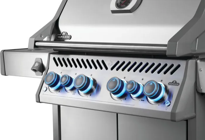 Газовый гриль Napoleon Rogue PRO-S 525 RSIB с боковой горелкой Sizzle Zone и вертилем (69912) нерж сталь RPS525RSIBPSS-2-UA