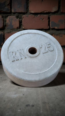 Диск RN Mramor 25 кг - 52 мм, на олимпийский гриф, некрашеный