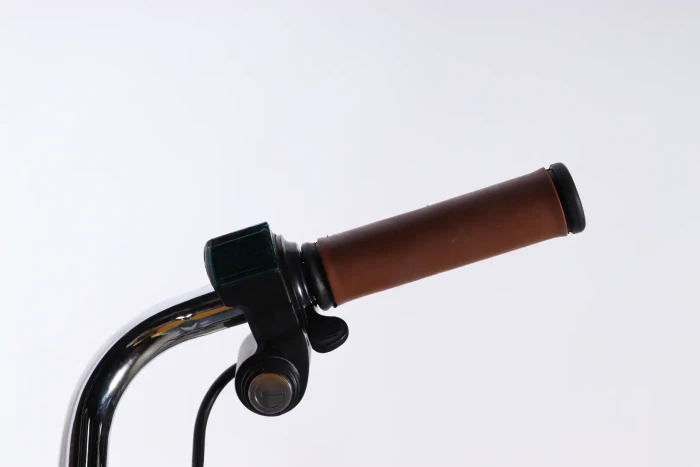 Велосипед с электроприводом 28