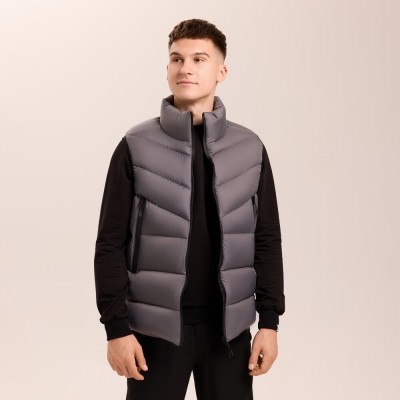 Темно-серая жилетка для мужчин из плащевки Pobedov Puffer