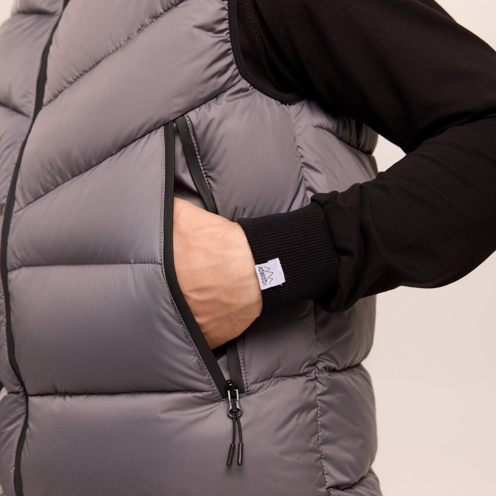 Темно-сіра жилетка для чоловіків з плащівки Pobedov Puffer, укр, укр